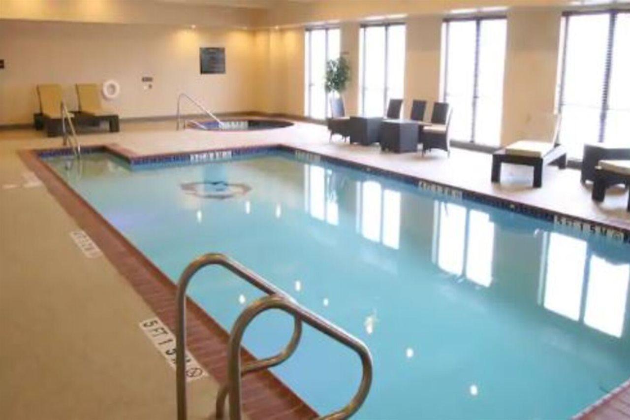 Hampton Inn & Suites Bastrop Buitenkant foto