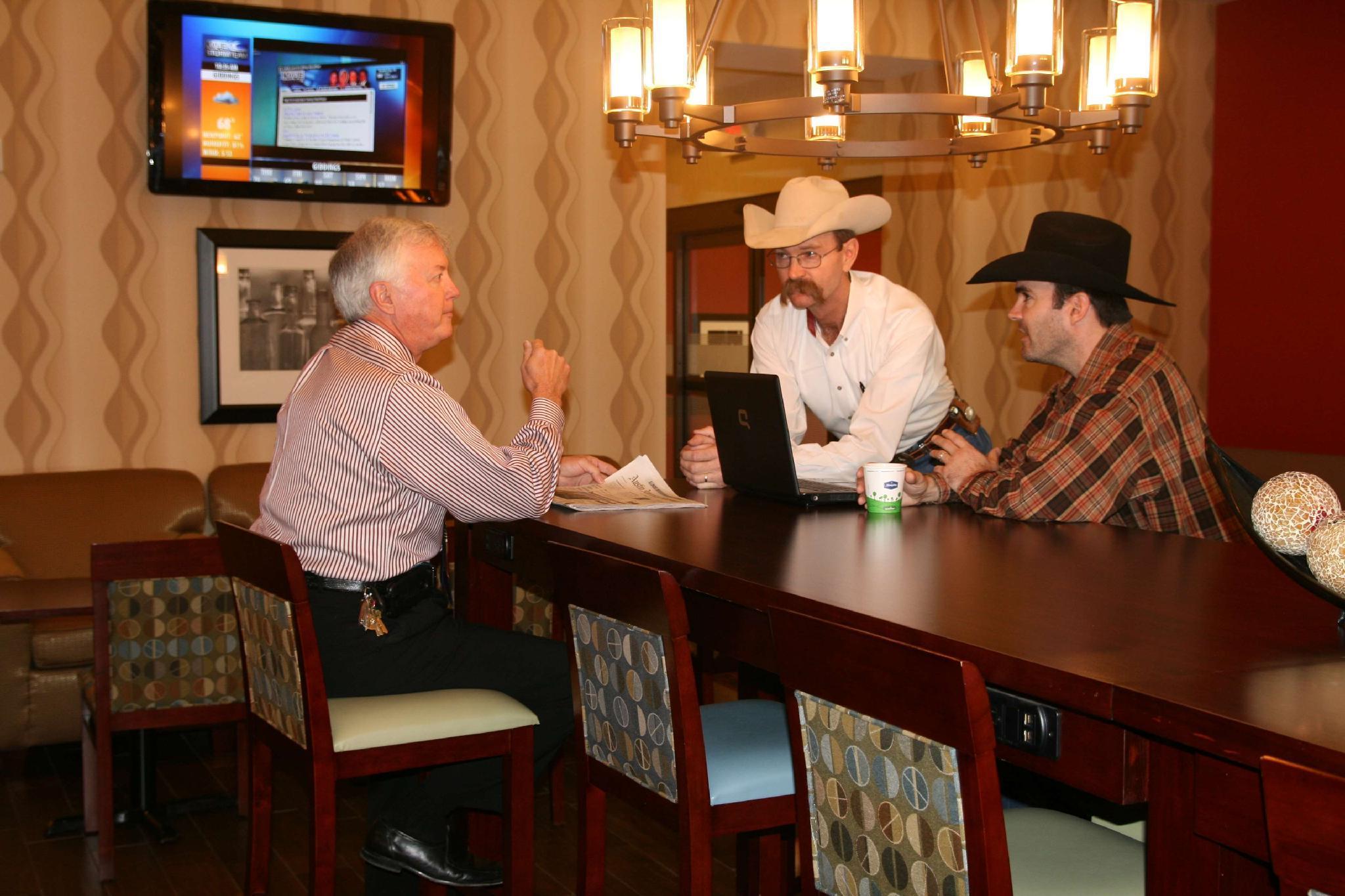 Hampton Inn & Suites Bastrop Restaurant foto