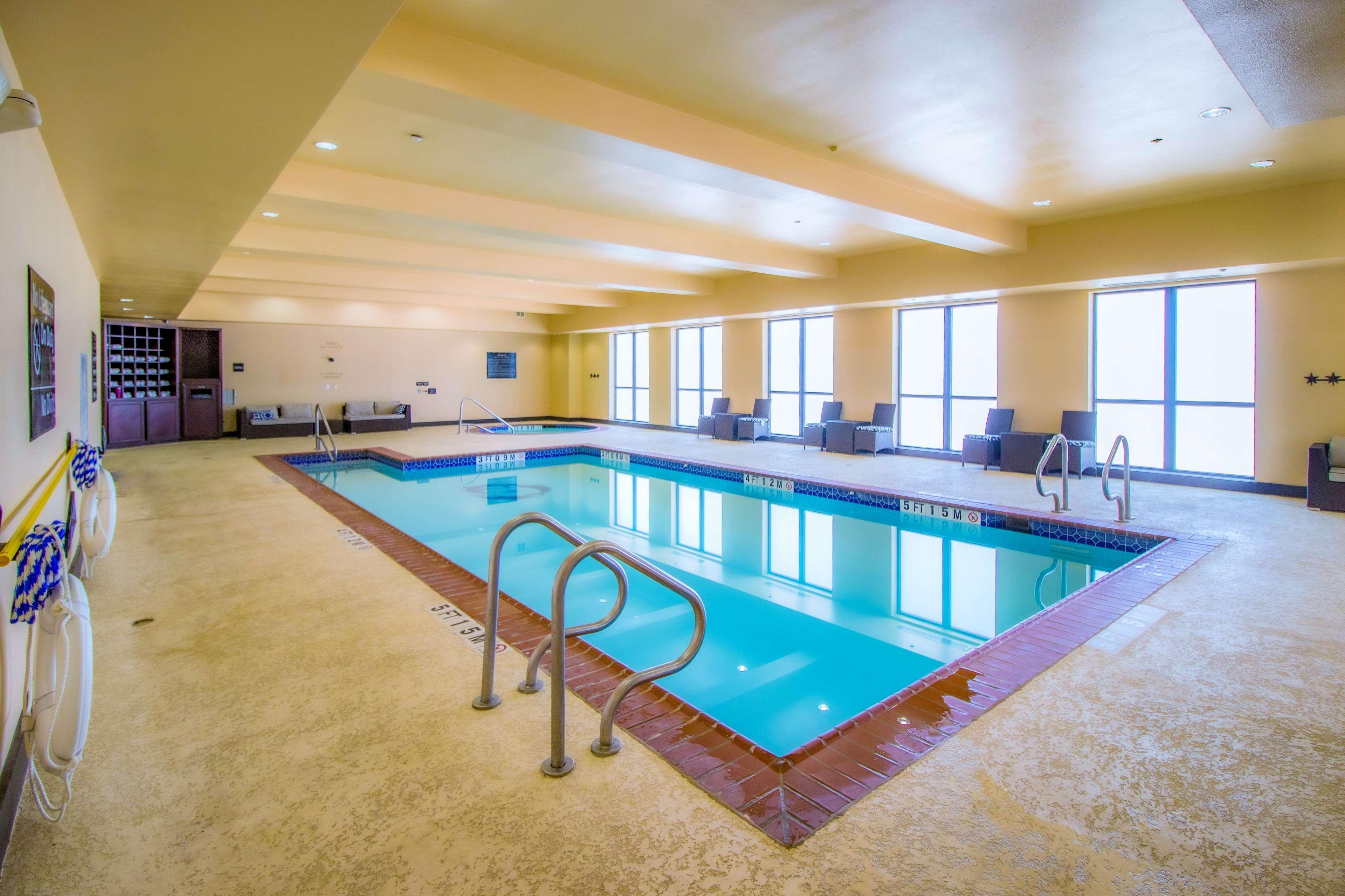 Hampton Inn & Suites Bastrop Buitenkant foto
