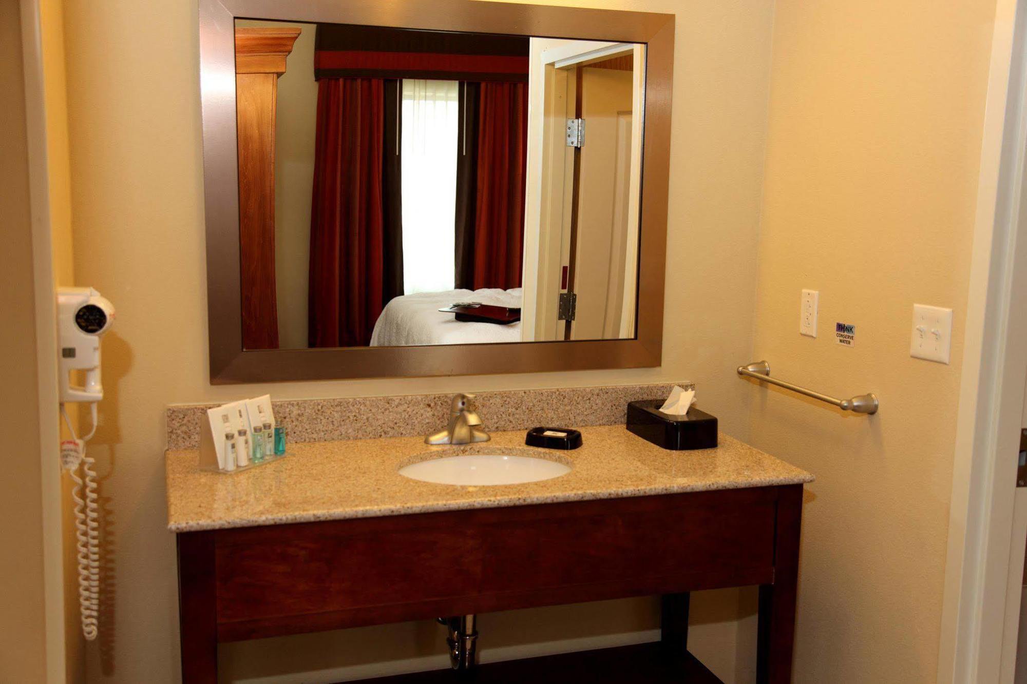 Hampton Inn & Suites Bastrop Kamer foto